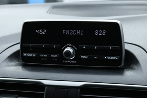 Седан Mazda Axela 2016 года, 1278000 рублей, Солонцы