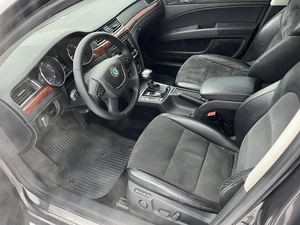 Лифтбек Skoda Superb 2009 года, 920000 рублей, Емельяново