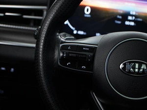 Седан Kia K5 2021 года, 2277400 рублей, Москва