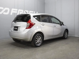 Хетчбэк Nissan Note 2016 года, 1080000 рублей, Омск
