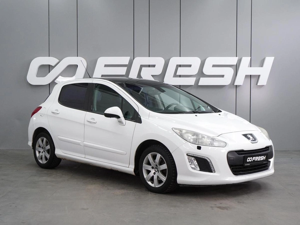Хетчбэк Peugeot 308 2012 года, 529000 рублей, Воронеж