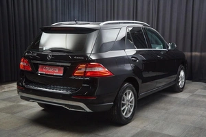 Внедорожник Mercedes-benz M-класс 2013 года, 2000000 рублей, Красноярск