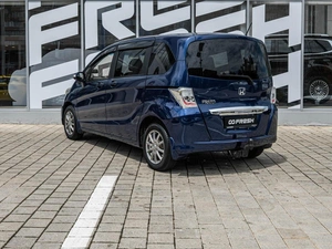Минивэн Honda Freed 2012 года, 976000 рублей, Ставрополь