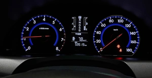Седан Toyota Premio 2013 года, 1557000 рублей, Красноярск