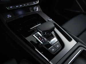 Внедорожник Audi Q5 2025 года, 6049050 рублей, Москва