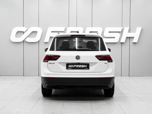 Внедорожник Volkswagen Tiguan 2017 года, 2140000 рублей, Ростов-на-Дону