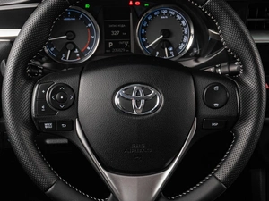 Седан Toyota Corolla 2013 года, 1499000 рублей, Тюмень