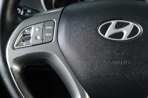 Внедорожник Hyundai ix35 2015 года, 1199000 рублей, Тюмень