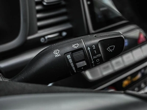 Седан Hyundai Sonata 2018 года, 1999000 рублей, Кирилловка