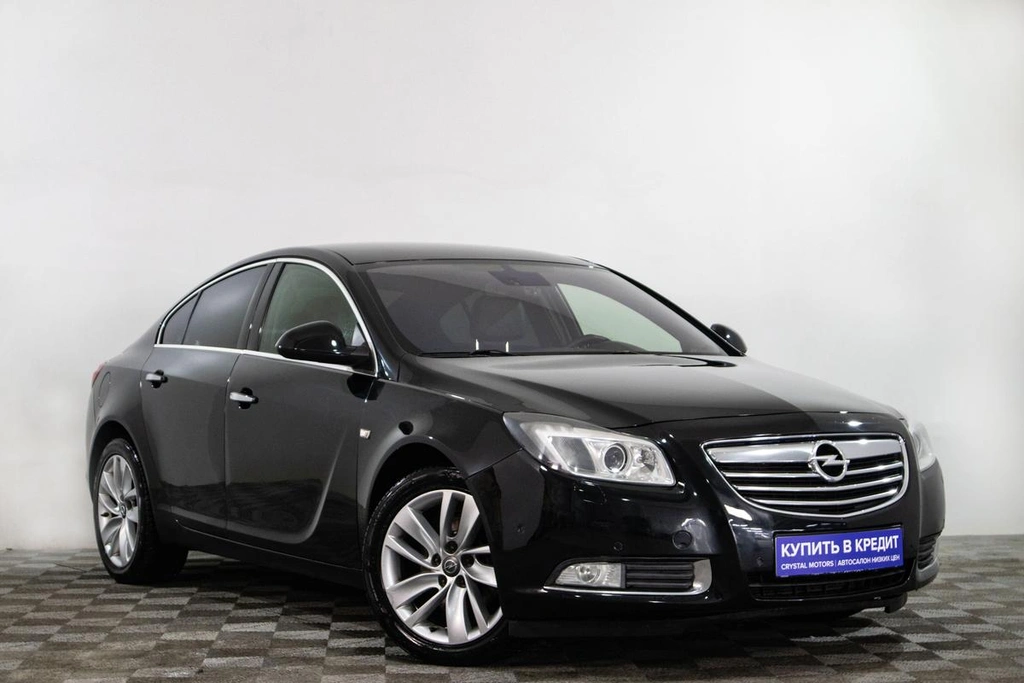 Седан Opel Insignia 2012 года, 1019000 рублей, Сургут