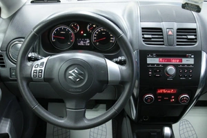 Седан Suzuki SX4 2013 года, 998000 рублей, Солонцы