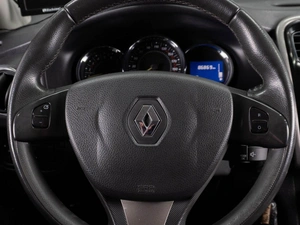 Хетчбэк Renault Sandero Stepway 2016 года, 980000 рублей, Тюмень