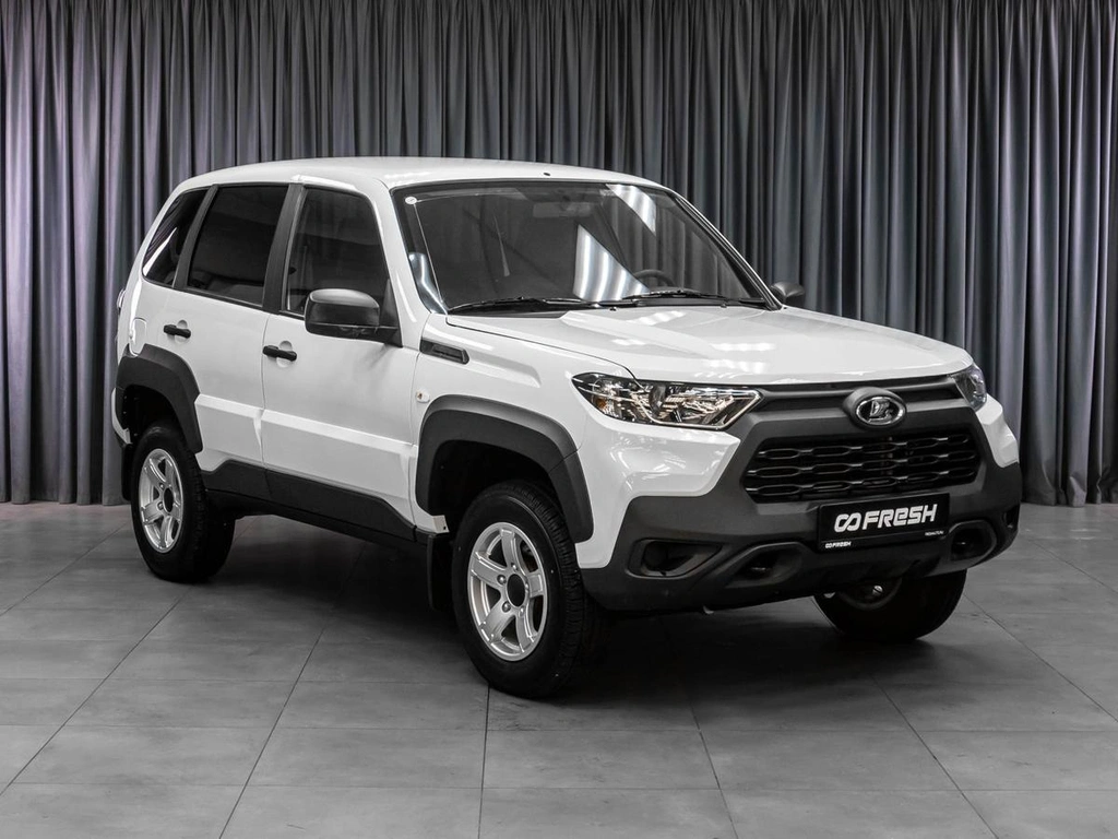 Внедорожник ВАЗ (LADA) Niva Travel 2024 года, 1369000 рублей, Тюмень
