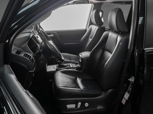 Внедорожник Toyota Land Cruiser Prado 2017 года, 5959000 рублей, Тюмень