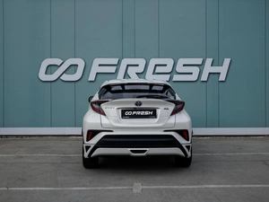 Внедорожник Toyota C-HR 2017 года, 1949000 рублей, Большой Сочи