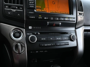 Внедорожник Toyota Land Cruiser 2011 года, 3339000 рублей, Волгоград