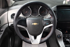 Седан Chevrolet Cruze 2010 года, 669000 рублей, Оренбург