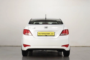 Седан Hyundai Solaris 2016 года, 989000 рублей, Челябинск