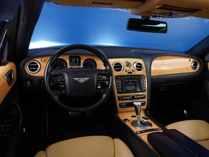 Седан Bentley Continental Flying Spur 2005 года, 2099632 рублей, Москва
