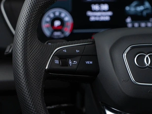 Внедорожник Audi Q5 2025 года, 5819999 рублей, Москва