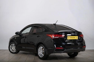 Седан Hyundai Solaris 2017 года, 1319000 рублей, Томск