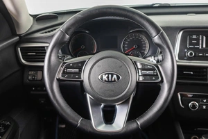 Седан Kia Optima 2019 года, 1729000 рублей, Пермь