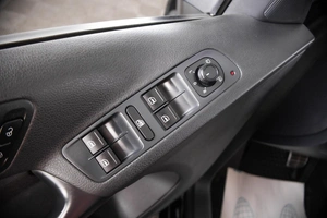 Внедорожник Volkswagen Tiguan 2016 года, 1699000 рублей, Пермь