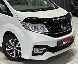 Минивэн Honda Stepwgn 2016 года, 1840000 рублей, Красноярск
