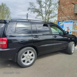 Внедорожник Toyota Kluger 2001 года, 975000 рублей, Канск
