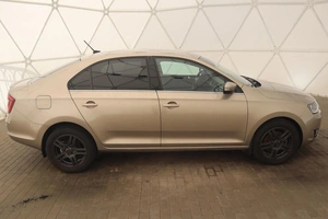 Хэтчбек Skoda Rapid 2017 года, 1300000 рублей, Орёл