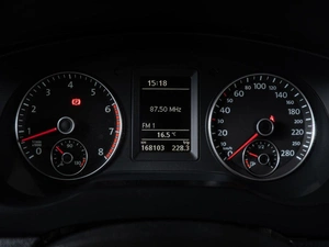 Седан Volkswagen Jetta 2012 года, 979000 рублей, Волгоград