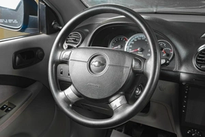 Хетчбэк Chevrolet Lacetti 2010 года, 479000 рублей, Тюмень