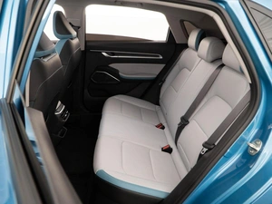 Седан Geely Emgrand 2023 года, 1768444 рублей, Москва