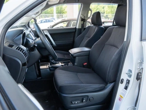 Внедорожник Toyota Land Cruiser Prado 2015 года, 3550000 рублей, Волгоград