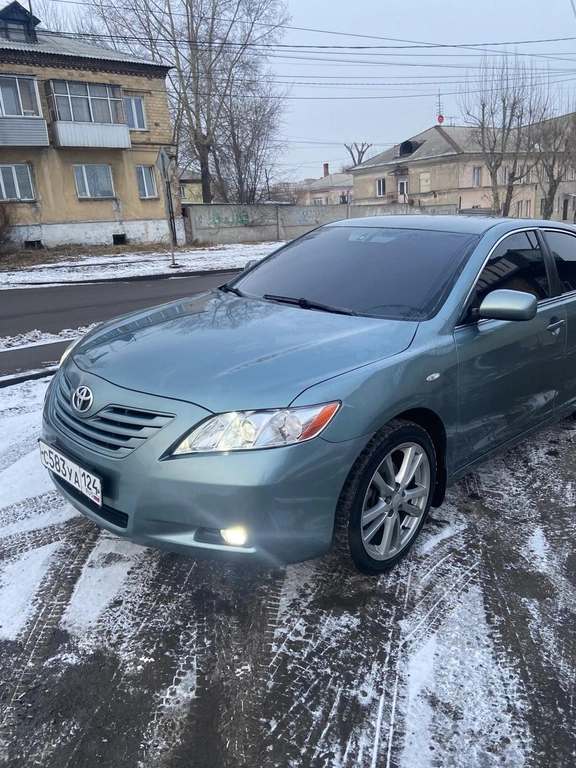 Седан Toyota Camry 2007 года, 890000 рублей, Красноярск