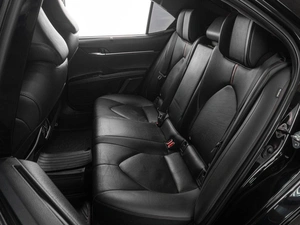 Седан Toyota Camry 2019 года, 3249000 рублей, Тюмень