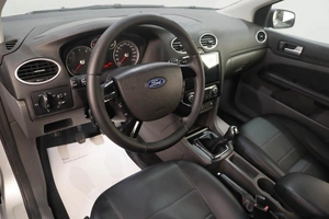 Седан Ford Focus 2007 года, 549000 рублей, Челябинск