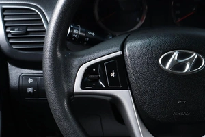 Седан Hyundai Solaris 2015 года, 559000 рублей, Челябинск