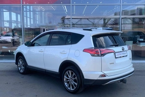 Внедорожник Toyota RAV4 2016 года, 2390000 рублей, Солонцы