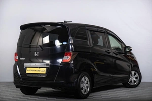Минивэн Honda Freed 2012 года, 1199000 рублей, Томск