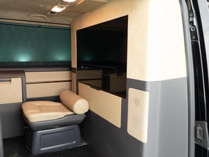 Минивэн Volkswagen Multivan 2011 года, 2649999 рублей, Москва