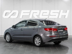 Седан Kia Rio 2017 года, 1379000 рублей, Сургут