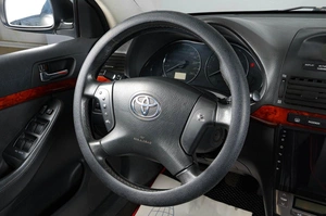 Седан Toyota Avensis 2006 года, 759000 рублей, Тюмень