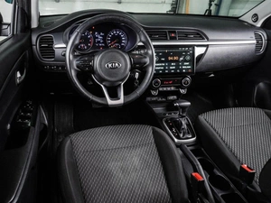Седан Kia Rio 2017 года, 1169000 рублей, Воронеж