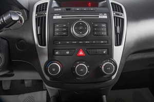 Хетчбэк Kia Ceed 2010 года, 869000 рублей, Томск