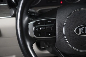 Седан Kia K5 2021 года, 2950000 рублей, Омск