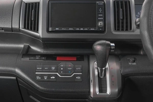 Минивэн Honda Stepwgn Spada 2011 года, 1309000 рублей, Кемерово