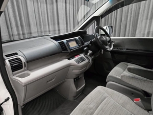 Минивэн Honda Stepwgn 2010 года, 1099000 рублей, Красноярск