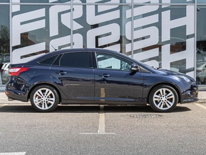 Седан Ford Focus 2012 года, 810000 рублей, Краснодар