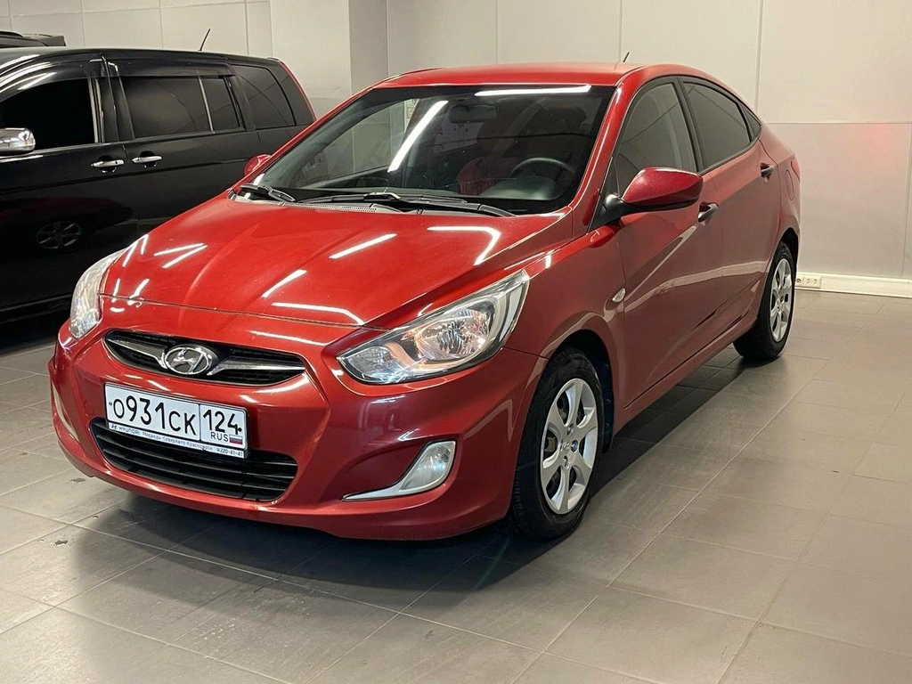 Седан Hyundai Solaris 2013 года, 997000 рублей, Красноярск